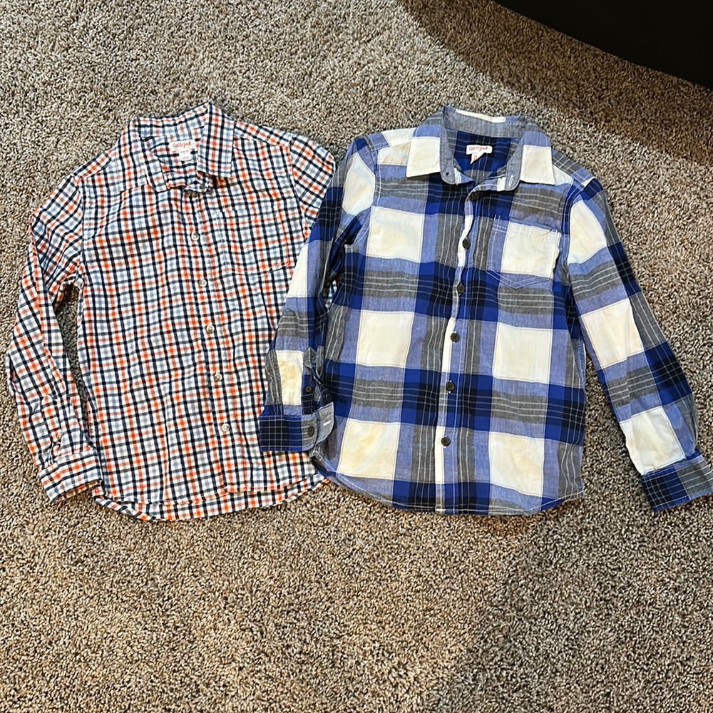 Set of two boy’s dress shirts, size 8/10